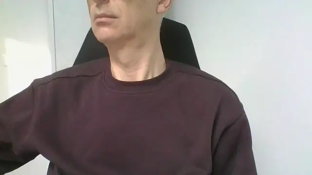 Snapshot of Sensor2000 chatting on February 2026 08:24:02 AM Sensor2000 online show from February 2026 08:24:02 AM