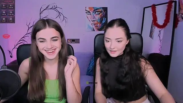 Snapshot of miki-niki chatting on November 2025 04:13:02 PM miki-niki online show from November 2025 04:13:02 PM