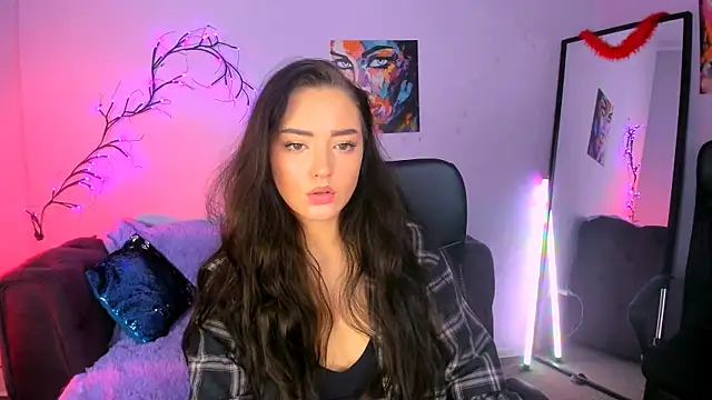 Snapshot of miki-niki chatting on November 2025 01:24:02 PM miki-niki online show from November 2025 01:24:02 PM