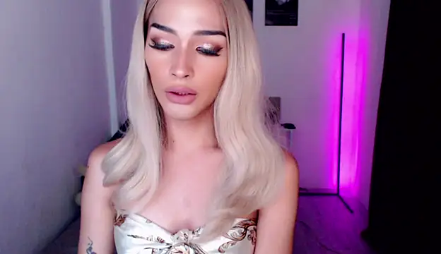 Alicegreenexx online show from April 2026 11:10:02 PM