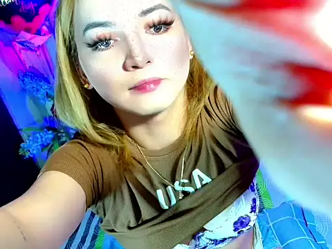 Snapshot of baby_kiraxx chatting on April 2026 04:06:02 PM baby kiraxx online show from April 2026 04:06:02 PM