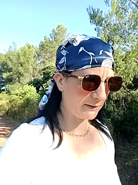 caro252 online show from May 2026 07:02:02 AM