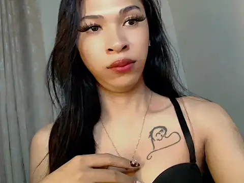 Annaloula online show from February 2026 11:08:02 PM