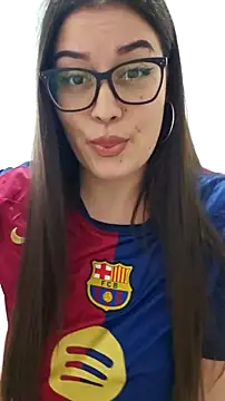 Larissa4U online show from September 2025 03:00:02 PM