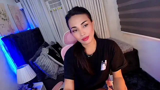 asian lucii online show from October 2025 12:59:02 PM