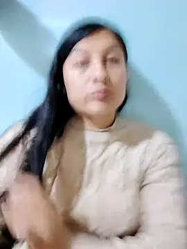 Snapshot of lunna_07 chatting on October 2025 12:11:02 AM lunna 07 online show from October 2025 12:11:02 AM