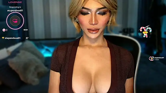 Huntress xxx online show from February 2026 01:32:01 AM