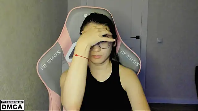 MeilideQian1 online show from November 2025 03:11:01 PM