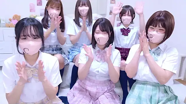 Snapshot of Anzu_xx chatting on September 2025 04:37:02 AM Anzu xx online show from September 2025 04:37:02 AM