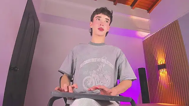 austin rouse online show from November 2025 08:23:02 PM