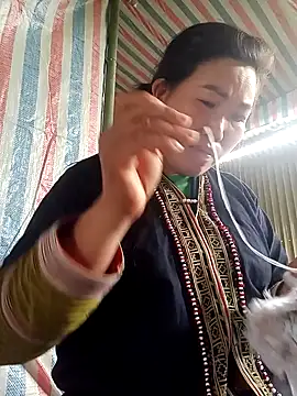 jienrrr online show from October 2025 02:26:01 AM