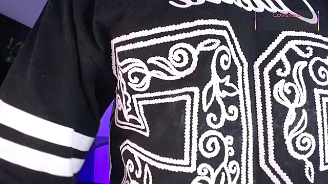 Ezra Storm online show from February 2026 04:51:02 AM