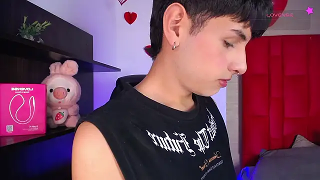 Ezra Storm online show from February 2026 04:52:01 AM