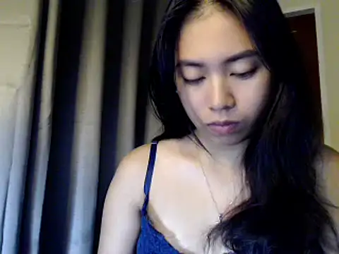 candycrushyyy online show from September 2025 06:40:01 PM