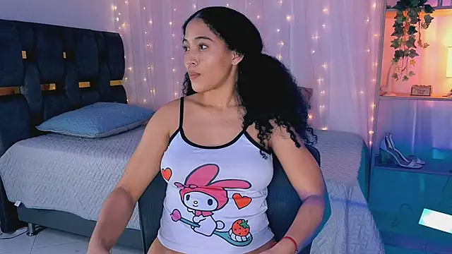 anitaglow online show from October 2025 02:45:01 AM