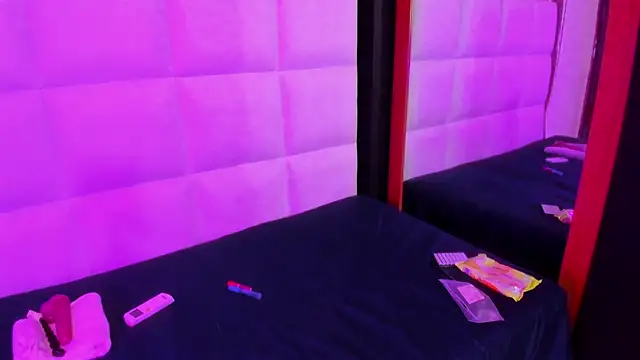 Nicky six333 online show from September 2025 11:43:02 AM