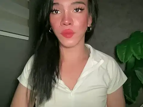 Snapshot of Misselliefayexxx chatting on July 2026 07:12:02 PM Misselliefayexxx online show from July 2026 07:12:02 PM