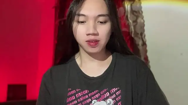 Snapshot of kat_mire chatting on November 2025 05:02:02 PM kat mire online show from November 2025 05:02:02 PM