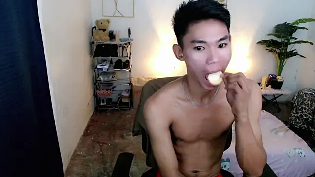 Snapshot of naughty_rence chatting on October 2025 04:35:02 AM naughty rence online show from October 2025 04:35:02 AM