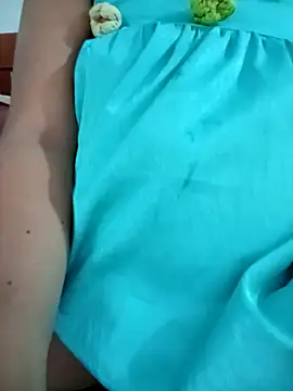 Snapshot of Yoo_j chatting on September 2025 12:10:02 AM Yoo j online show from September 2025 12:10:02 AM