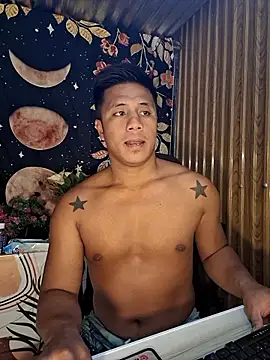 Snapshot of mr_dave chatting on January 2026 01:43:01 AM mr dave online show from January 2026 01:43:01 AM