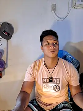 Snapshot of mr_dave chatting on February 2026 12:52:02 PM mr dave online show from February 2026 12:52:02 PM