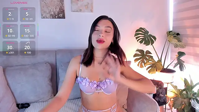 Estrer collins online show from February 2026 08:09:02 PM