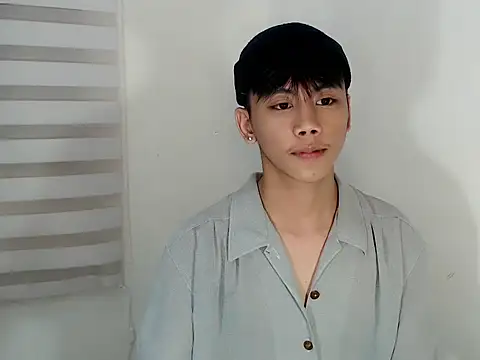 ynotyu online show from October 2025 03:36:01 PM