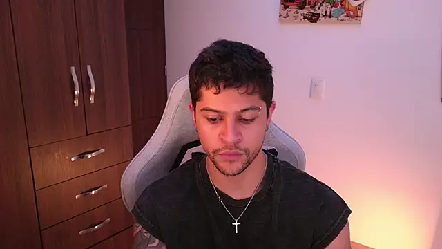 domsantiago  online show from November 2025 02:44:02 AM