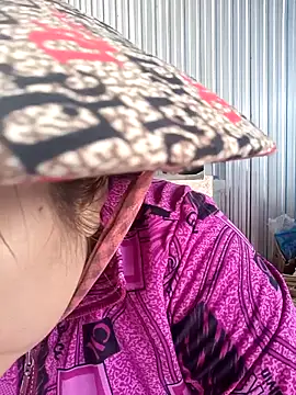 Snapshot of Cindy237st chatting on November 2025 06:23:01 AM Cindy237st online show from November 2025 06:23:01 AM