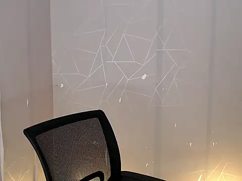 Snapshot of sweetangelluv2cum chatting on February 2026 04:45:02 PM sweetangelluv2cum online show from February 2026 04:45:02 PM