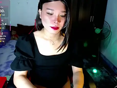 Urassiansweetcummer online show from July 2026 03:01:01 AM