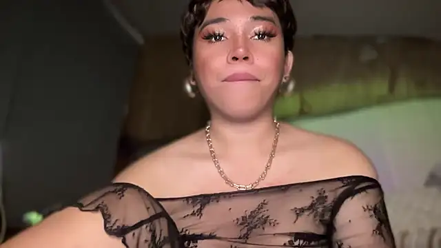 Snapshot of goddessofalltime chatting on October 2025 12:02:02 AM goddessofalltime online show from October 2025 12:02:02 AM