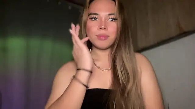 Snapshot of goddessofalltime chatting on November 2025 11:04:02 PM goddessofalltime online show from November 2025 11:04:02 PM