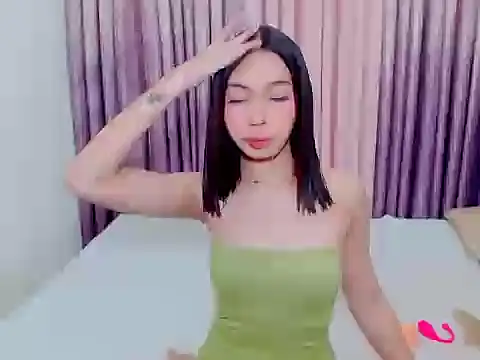 Snapshot of sexy_khyrie chatting on November 2025 04:55:02 AM sexy khyrie online show from November 2025 04:55:02 AM