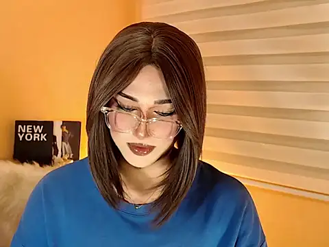 Snapshot of magnificent_kitana chatting on November 2025 02:17:01 PM magnificent kitana online show from November 2025 02:17:01 PM