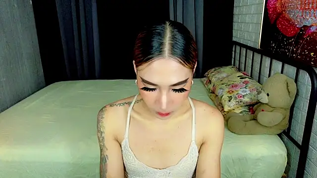 TRANSGODDESSA online show from October 2025 05:57:02 AM