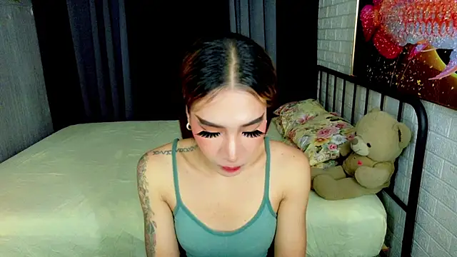 TRANSGODDESSA online show from October 2025 08:05:02 PM