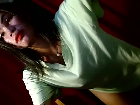 Snapshot of urhotty_megss chatting on February 2026 06:33:02 PM urhotty megss online show from February 2026 06:33:02 PM