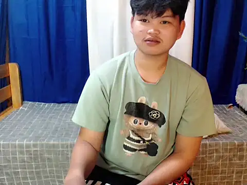 Reynelcock online show from February 2026 04:54:02 PM