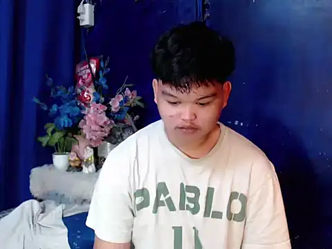 Reynelcock online show from February 2026 05:40:02 PM