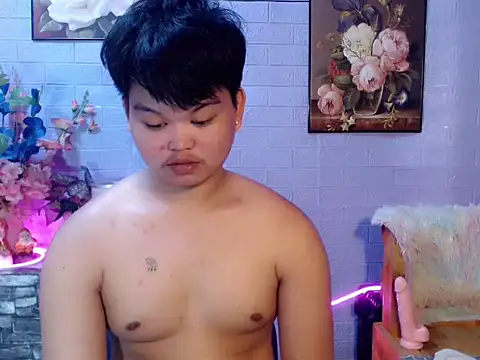 Reynelcock online show from July 2026 06:26:01 PM