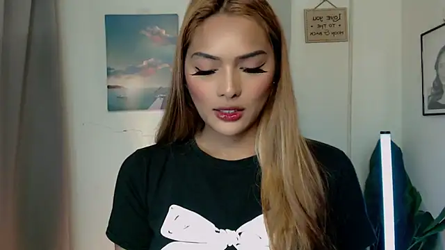 Snapshot of Wena_Larson88 chatting on September 2025 09:11:01 AM Wena Larson88 online show from September 2025 09:11:01 AM