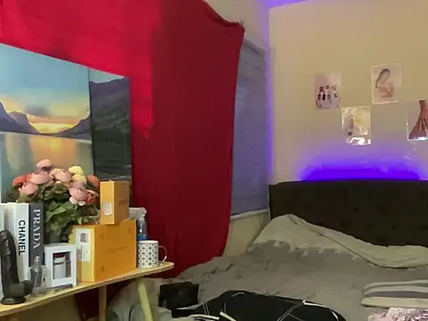 CassieXMarga online show from October 2025 04:23:02 AM