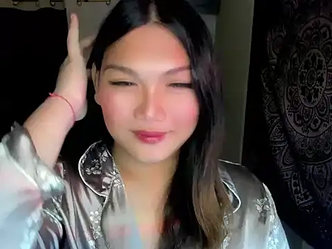Snapshot of Lou_heart chatting on November 2025 07:47:02 PM Lou heart online show from November 2025 07:47:02 PM