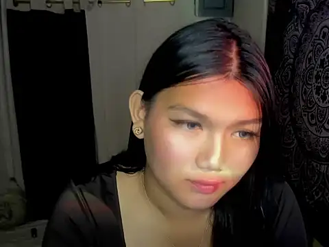 Snapshot of Lou_heart chatting on February 2026 02:53:02 PM Lou heart online show from February 2026 02:53:02 PM