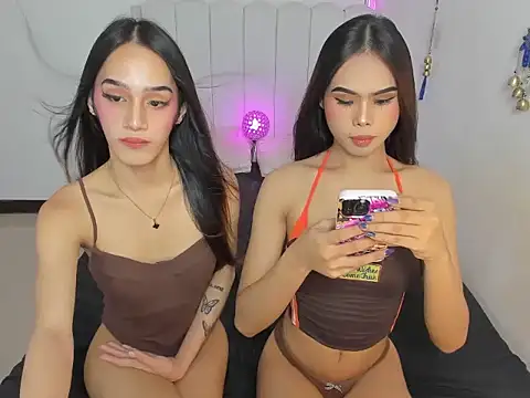 Aliyah Bucks online show from October 2025 08:02:02 AM