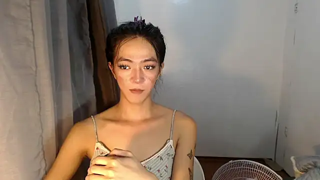 Snapshot of slimladyxoxo chatting on October 2025 10:05:01 AM slimladyxoxo online show from October 2025 10:05:01 AM