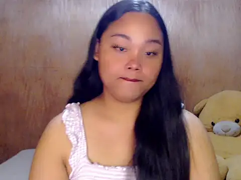  Lylia online show from September 2025 09:17:02 PM