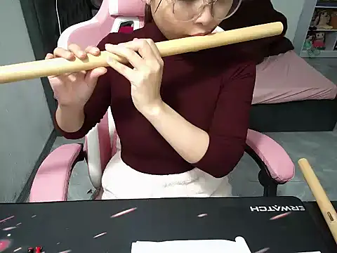 Ori-Yannie online show from November 2025 07:35:02 AM